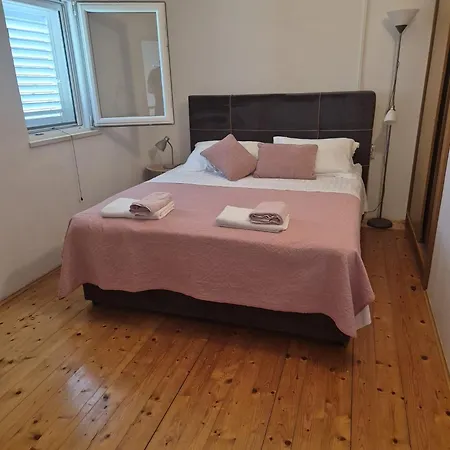 Roses Holiday home *